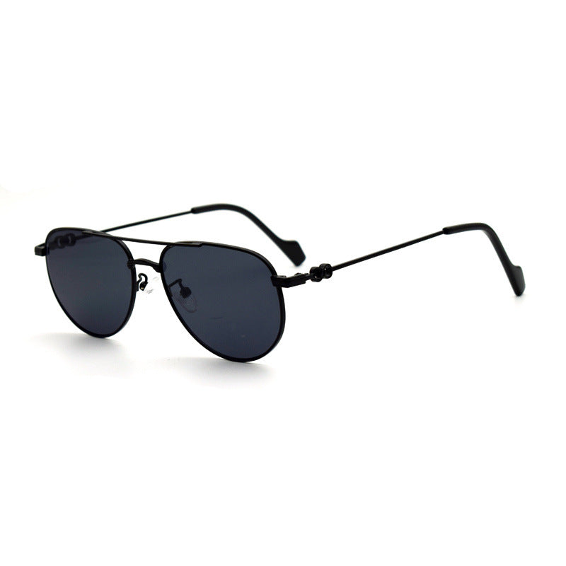 Vintage-Inspired Aviator Sunglasses Bowlift