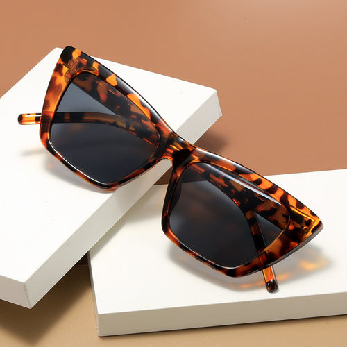 Women's trendy oversized sunglasses with innovative transparent frame Bowlift