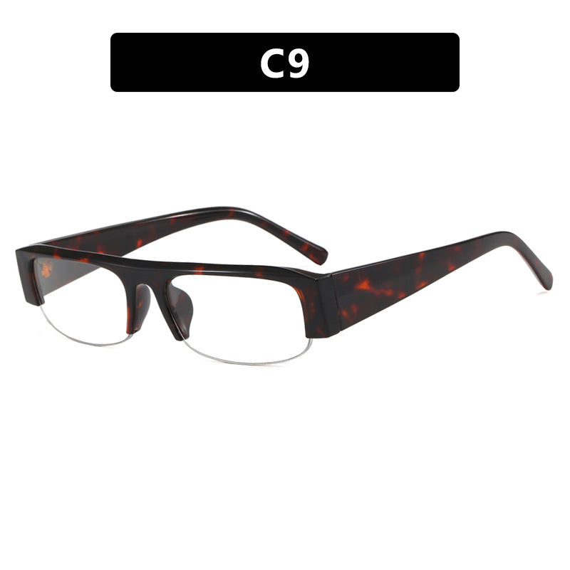 Ladies trendy sunglasses with thick frame and protective lenses Bowlift