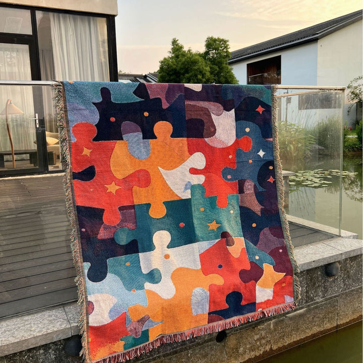 Puzzle Patterned Woven Throw Blanket