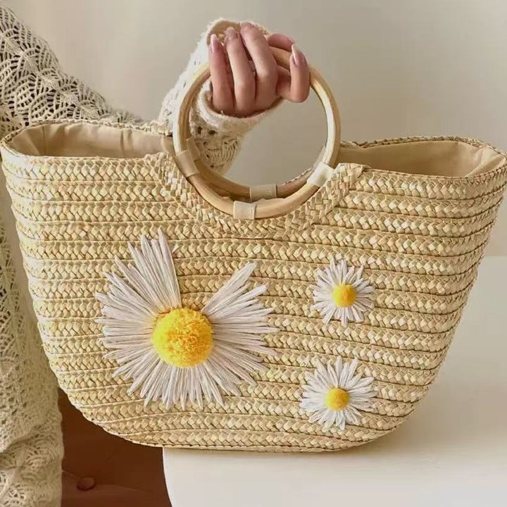 Stylish tote bag with floral accents Bowlift