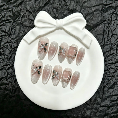 Elegant Butterfly-Themed Press-On Nails