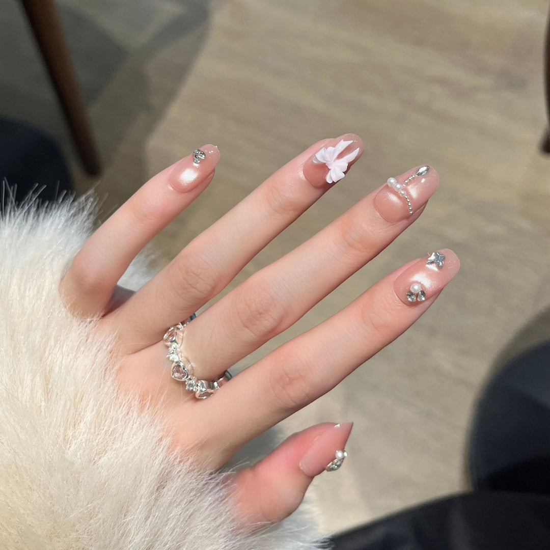 Decorative Rhinestone Nail Art Extensions Bowlift