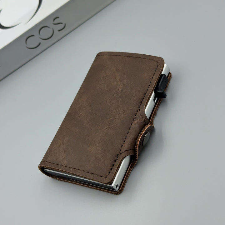 Carbon-Texture RFID Blocking Slim Card Wallet with Belt Clip Bowlift