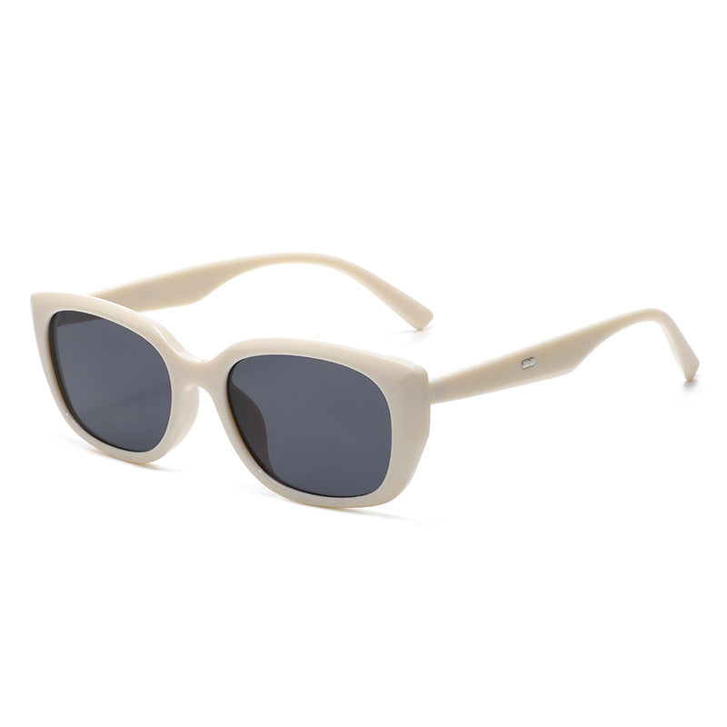 Women's sunglasses in a modern, stylish design Bowlift