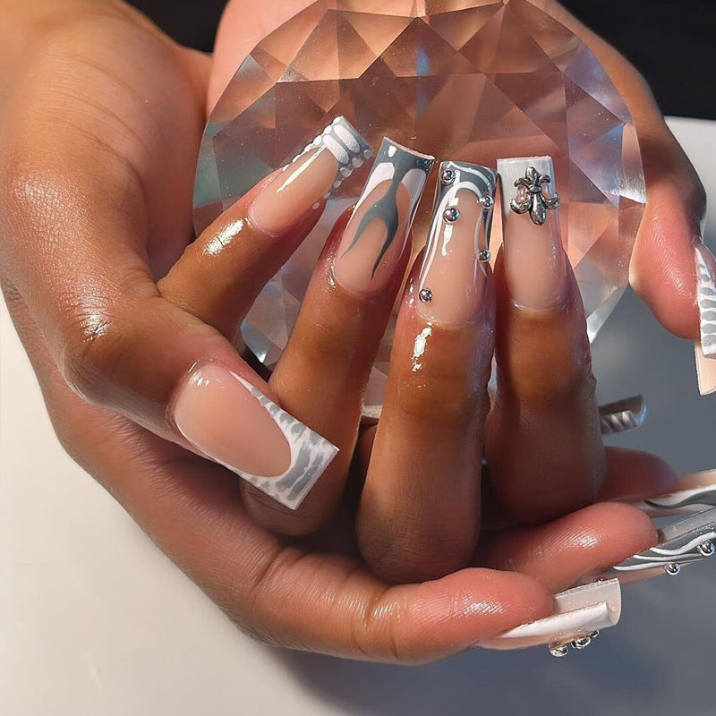 Decorative Press-On Nails with Artistic Design Elements Bowlift