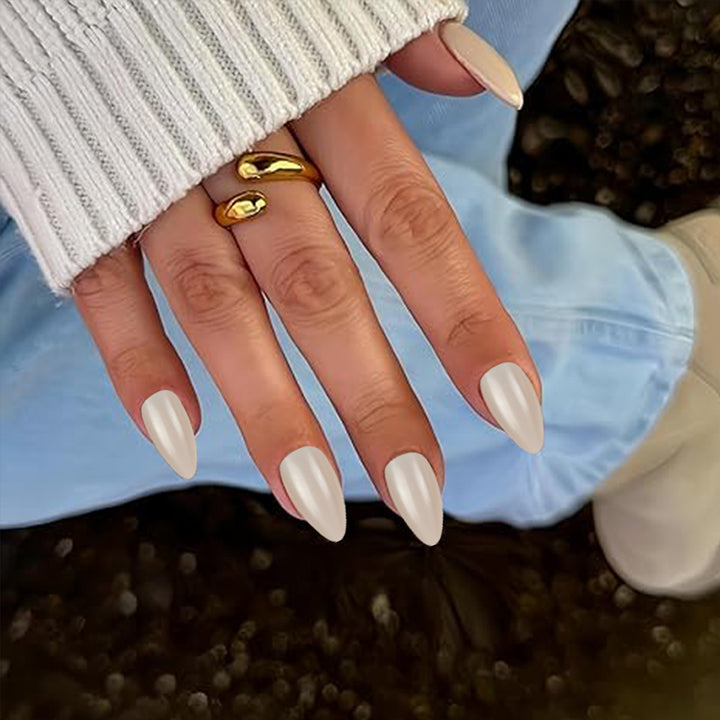 Elegant Almond-Shape Press-On Nails Bowlift