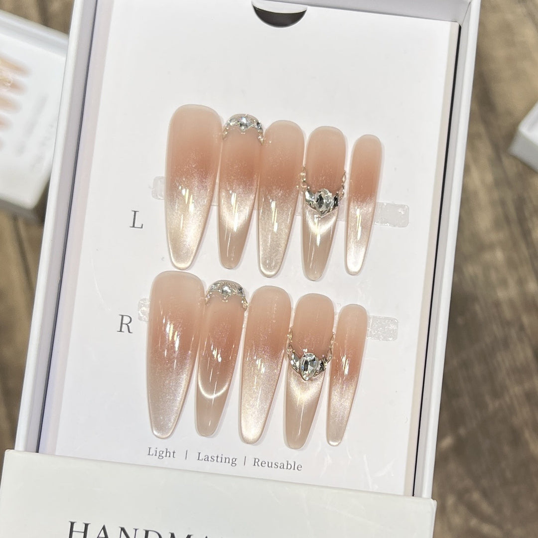 Reusable Press-On Nail Art Set Bowlift
