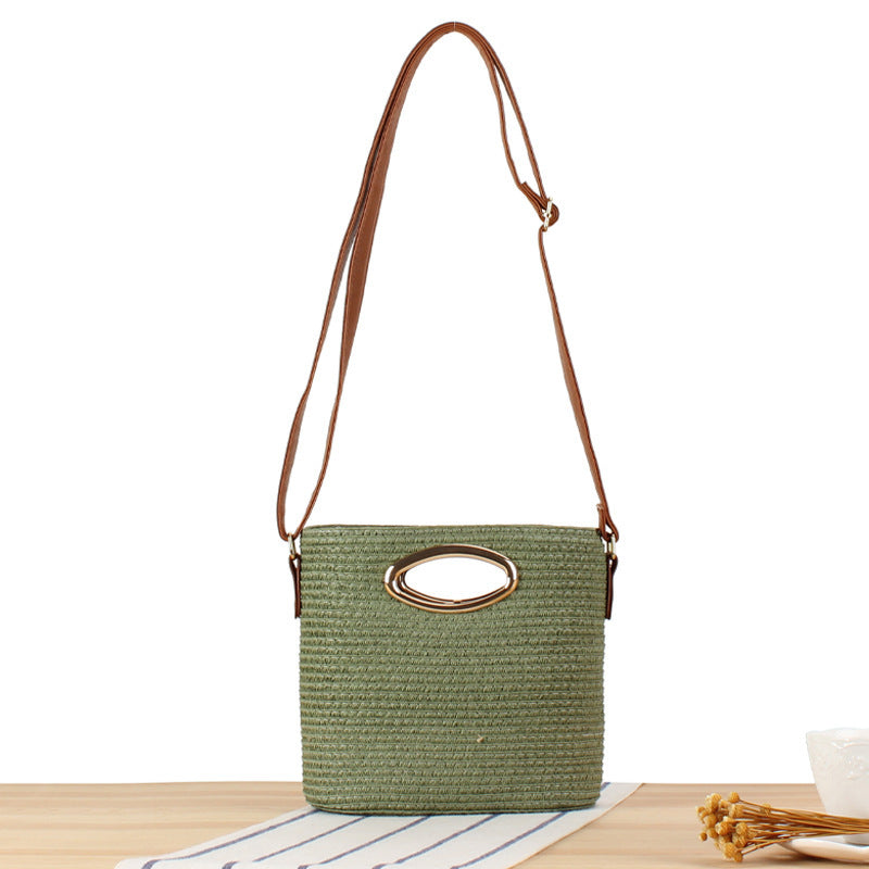 Shoulder bag made of hand-woven natural material with elegant ring closure Bowlift