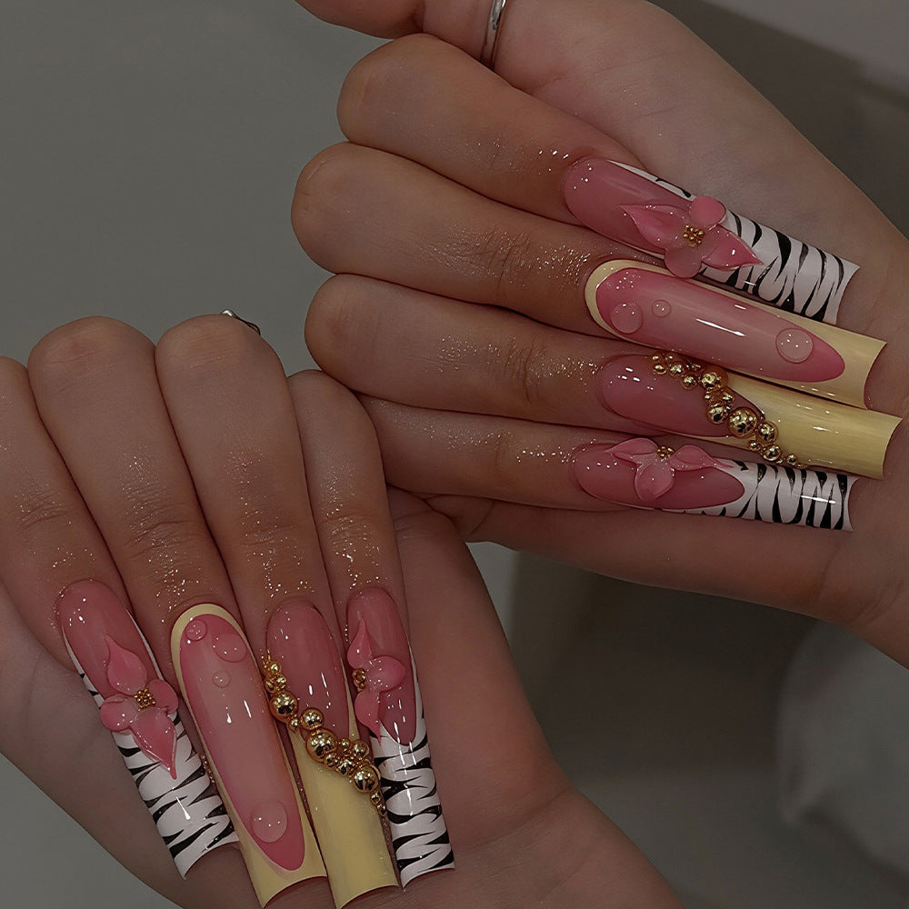 Artistic Nail Art Extensions Bowlift