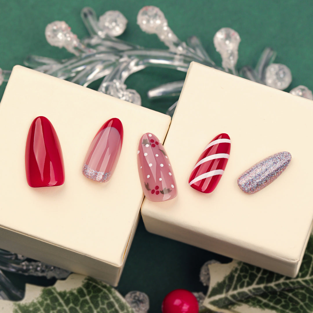 Creative nail art with Christmas motifs Bowlift