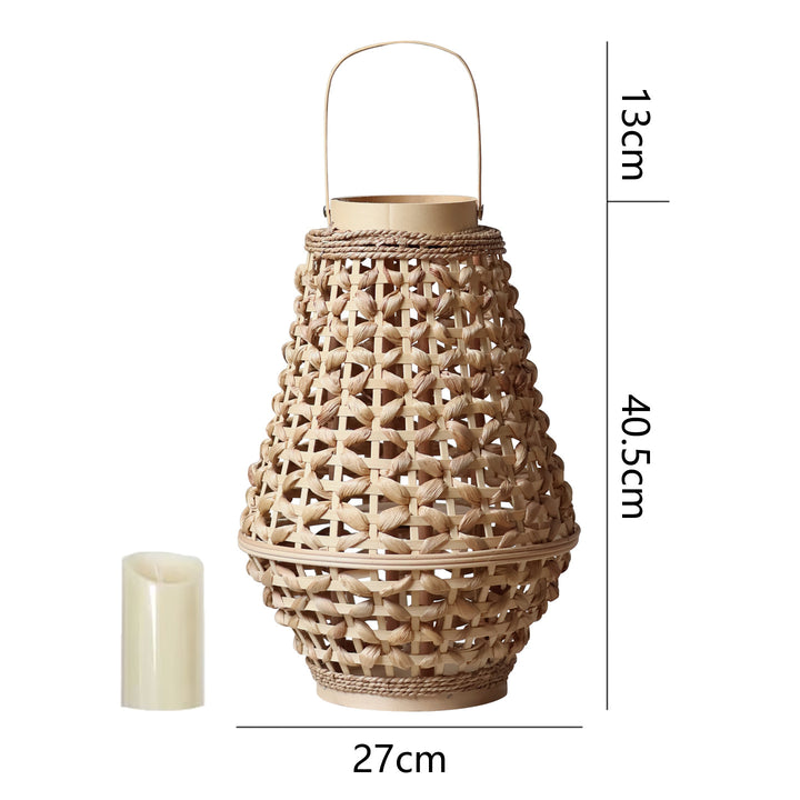 Elegant lantern made of braided rattan Bowlift