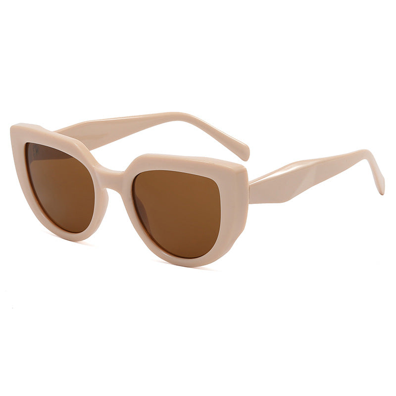 Women's fashionable oversized sunglasses with unique design Bowlift