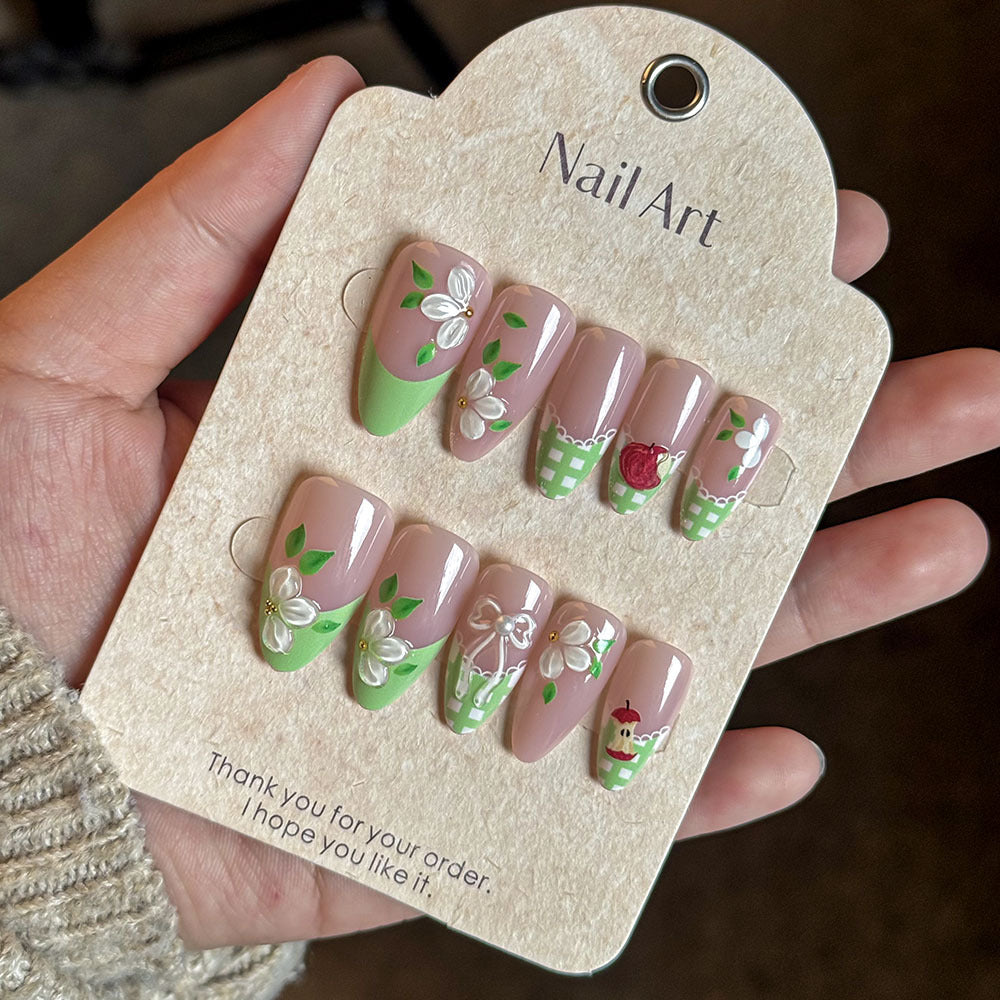 Artistic Floral Press-On Nail Art Collection Bowlift