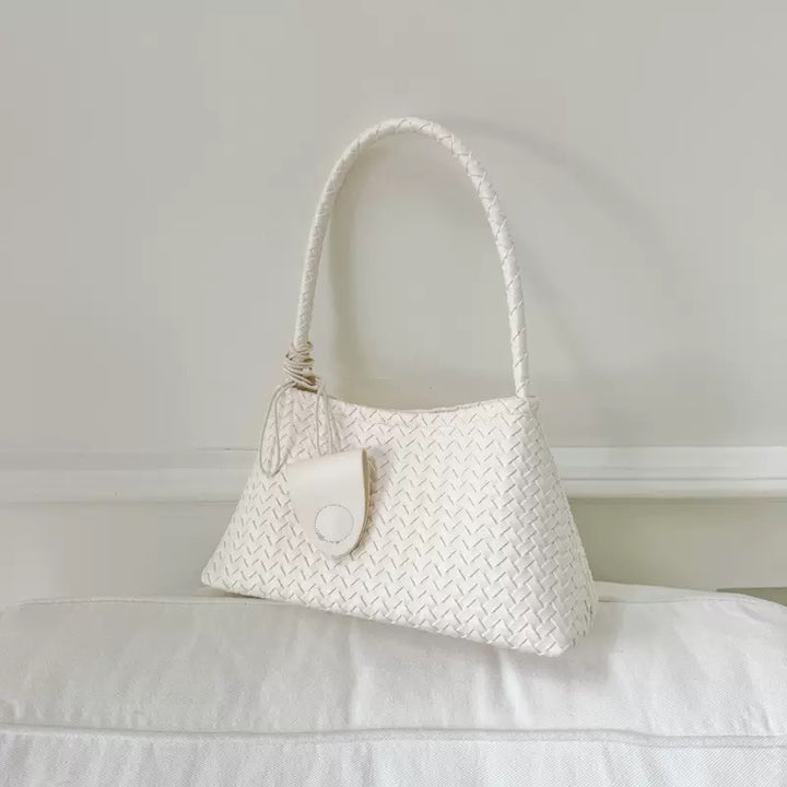 Braided Handbag Bowlift