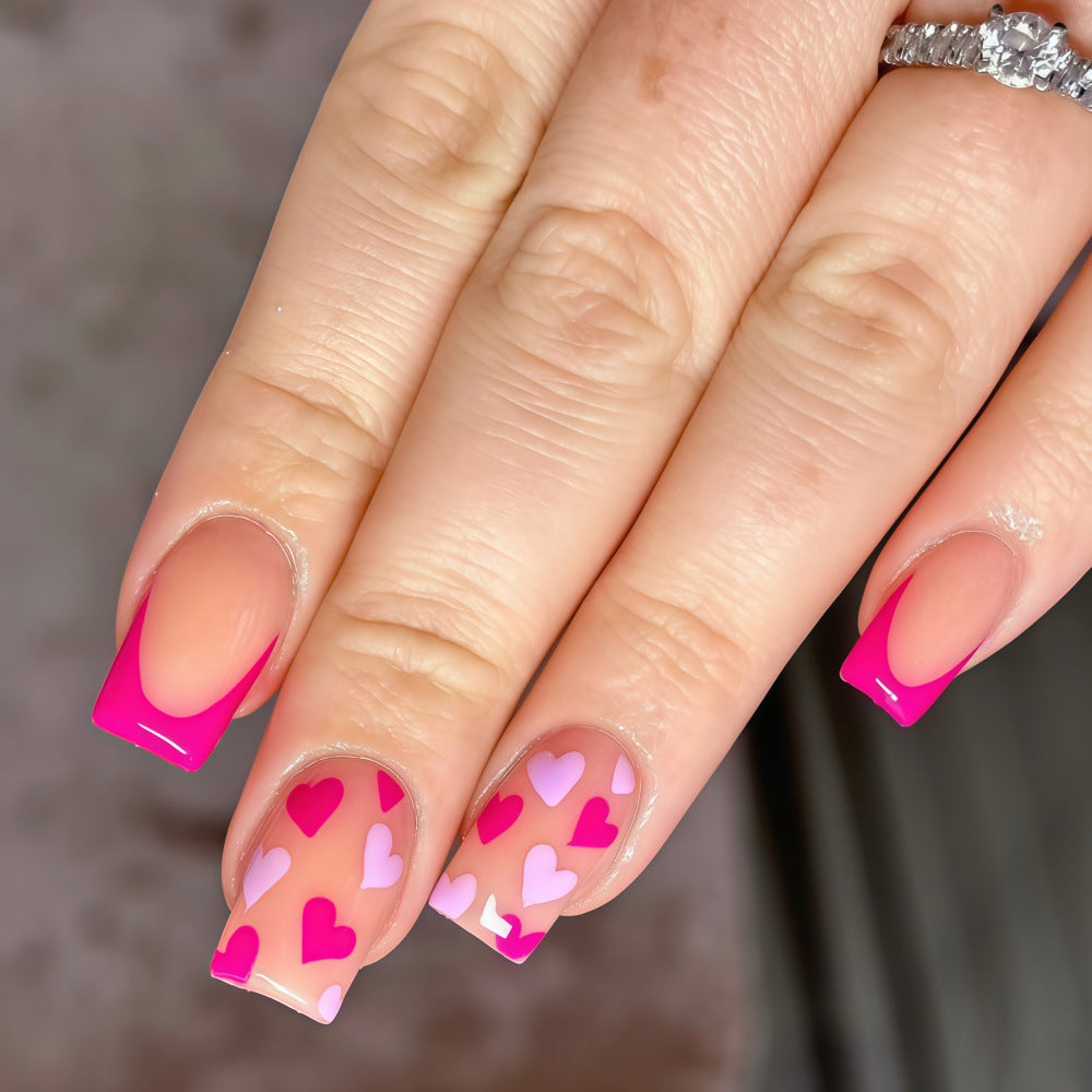 Artificial nails with romantic heart designs Bowlift