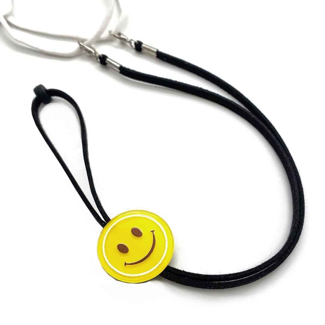 Cute Cat-Themed Eyewear Retainer Bowlift