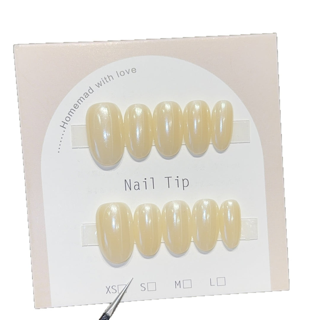 Artificial Nail Tips with Natural Shine Bowlift