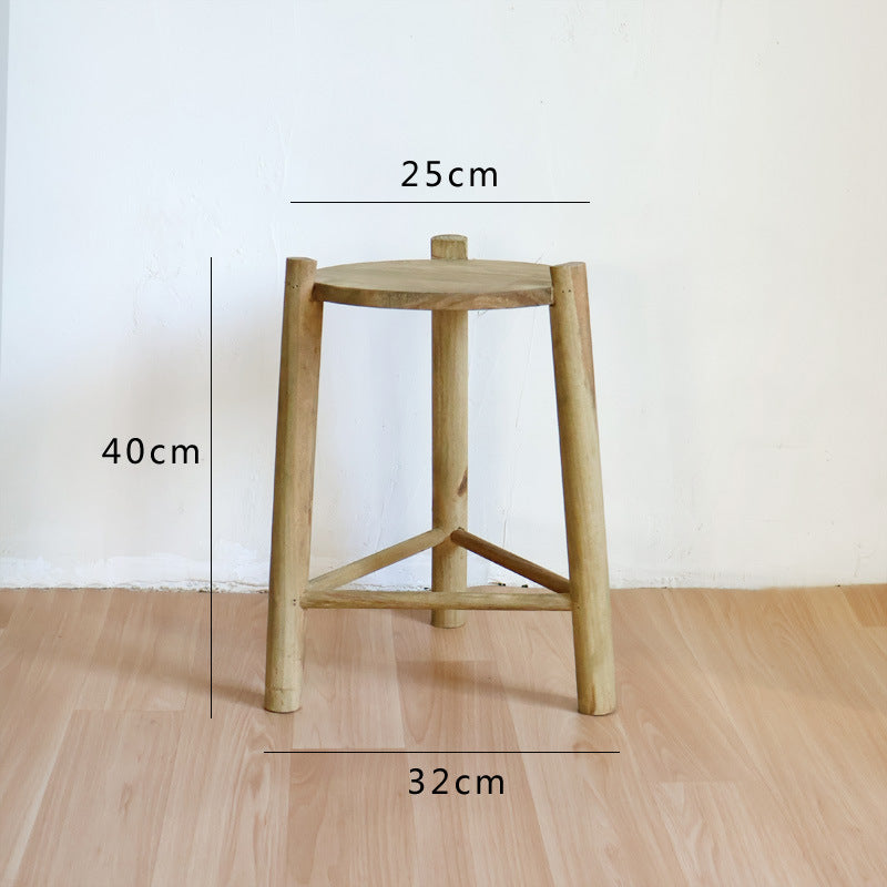 Massive wooden stool Bowlift