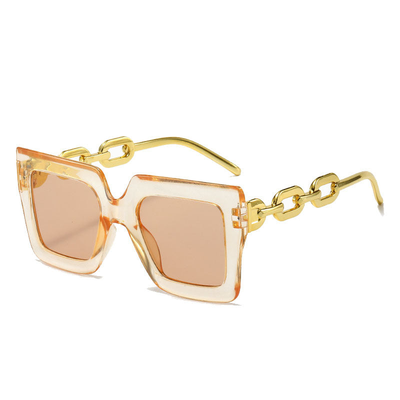 Women's sunglasses with eye-catching chain frame Bowlift