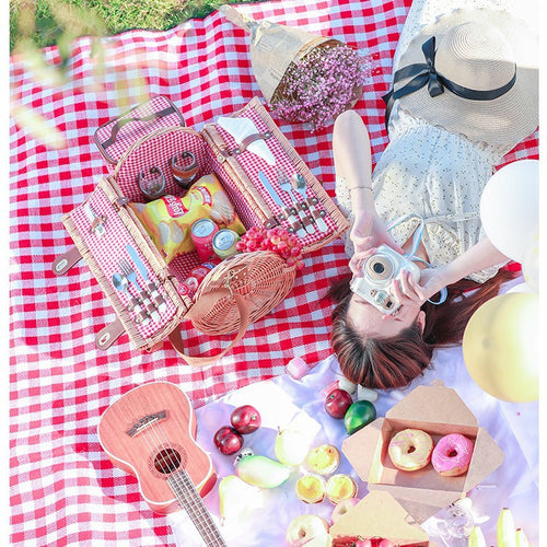 Ladies Picnic Basket Bowlift