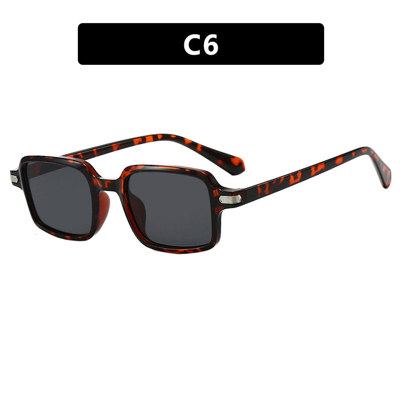 Women square sunglasses with protective UV filter and sturdy frame Bowlift