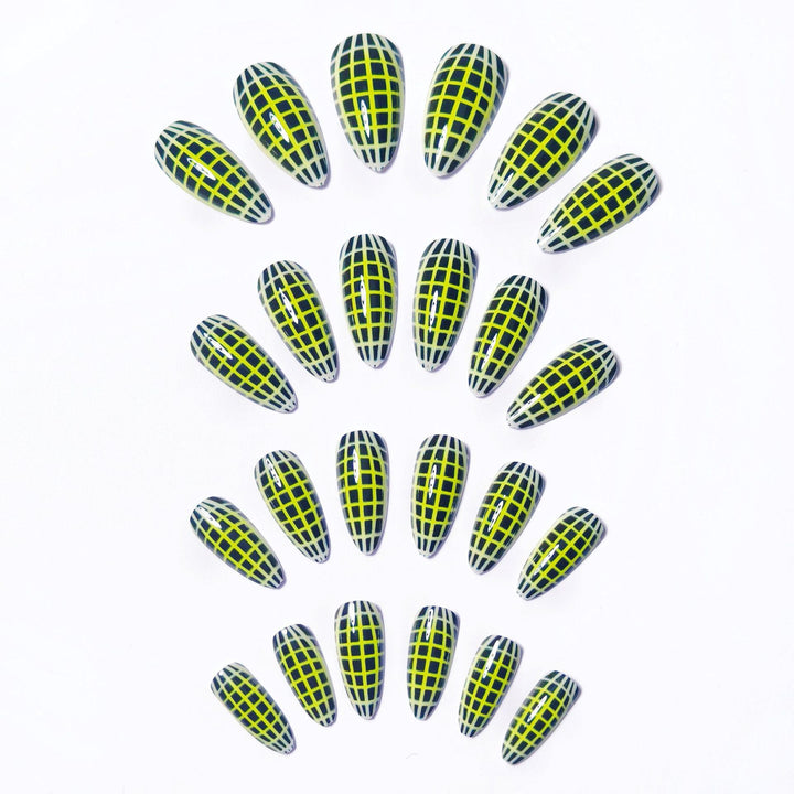 Creative Art Nails with Modern Net Design Bowlift
