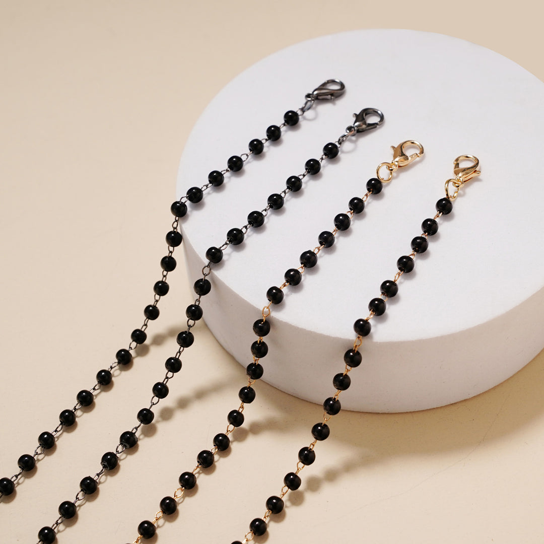 Pearl-Linked Eyewear Chain Bowlift