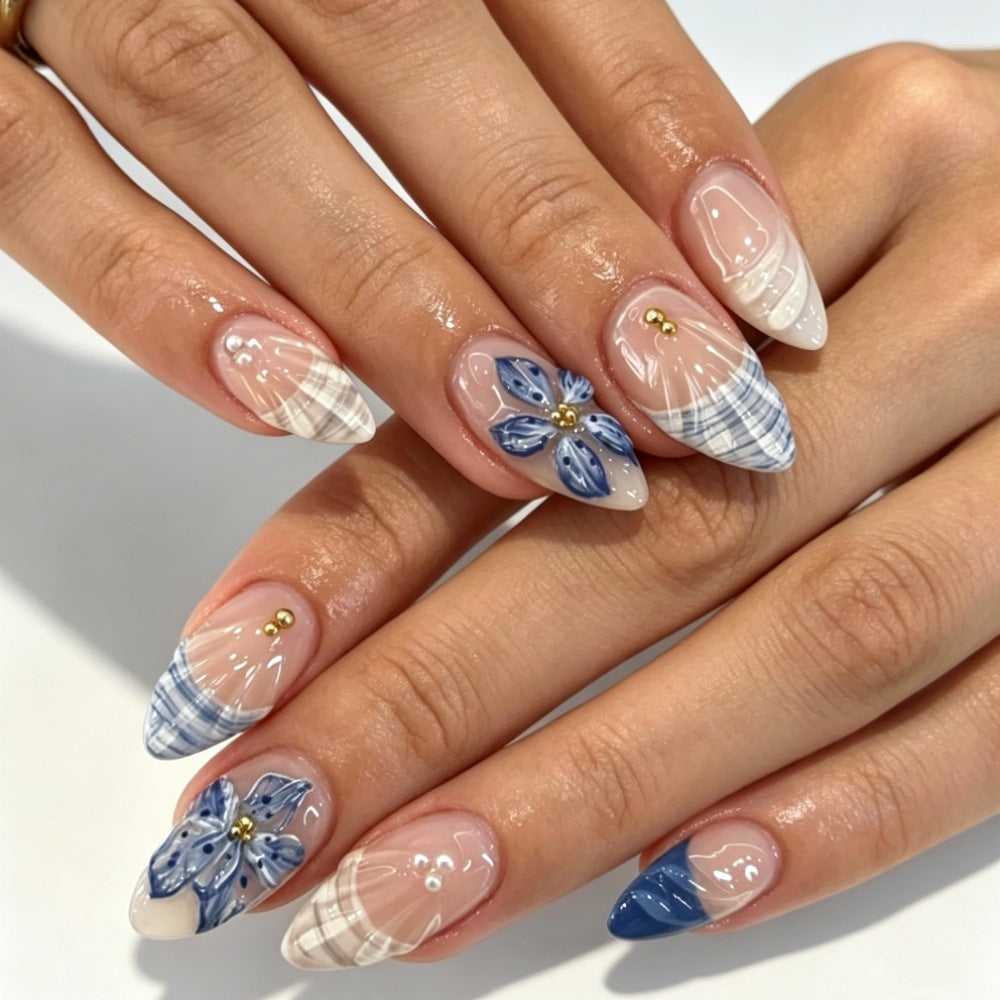 Artistic Floral Accent Press-On Nails Bowlift