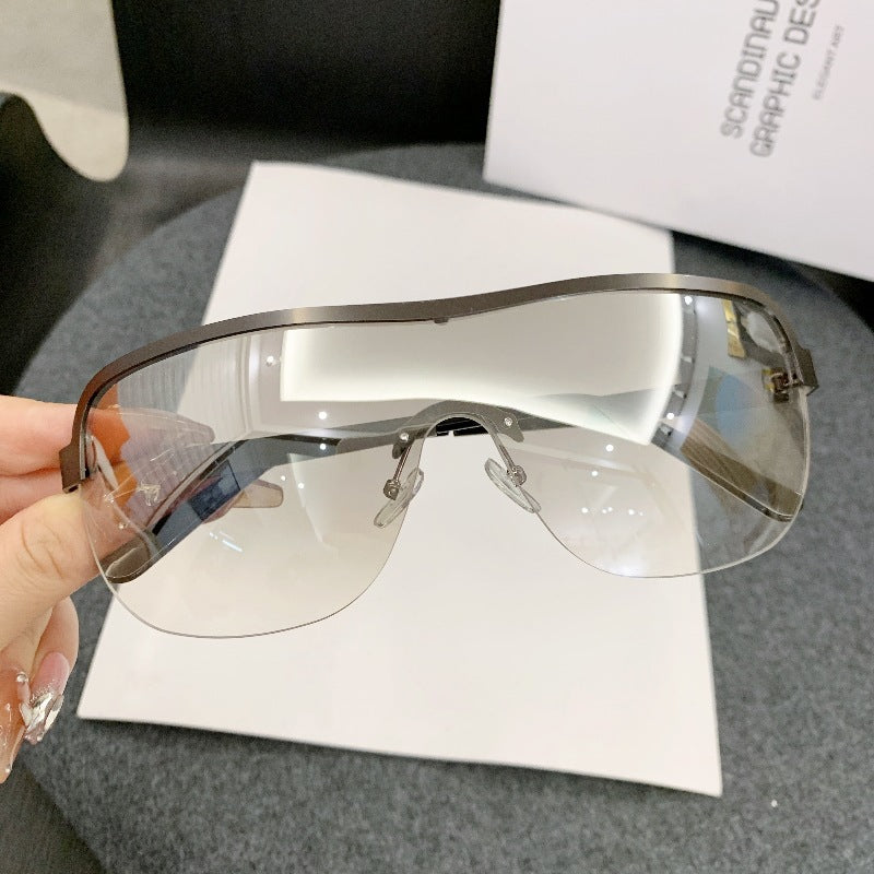 Women’s Sporty Sunglasses with Full UV Protection and Stylish Frame Bowlift