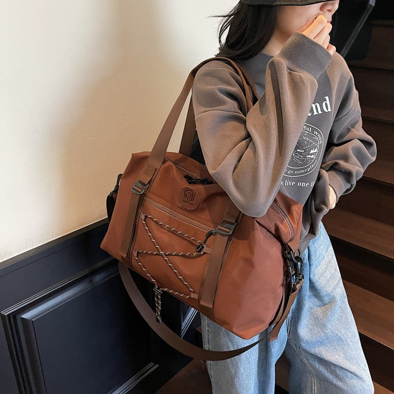 Versatile Sports Duffle Bag with Adjustable Straps Bowlift