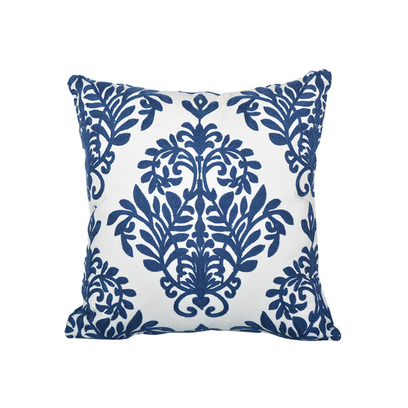 Geometric Pattern Decorative Cushion