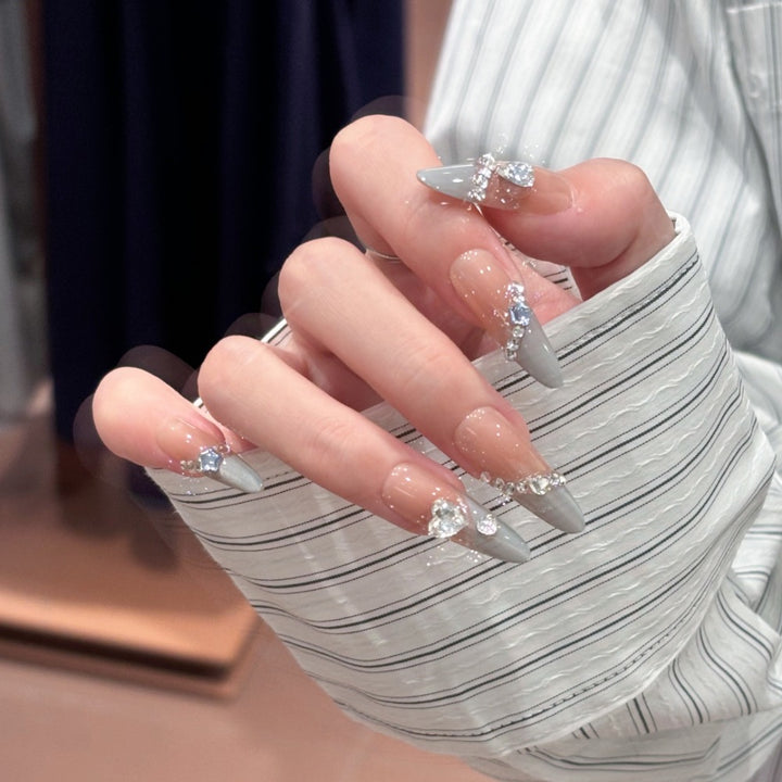 Decorative Long Stiletto Press-On Nails with Floral Designs Bowlift