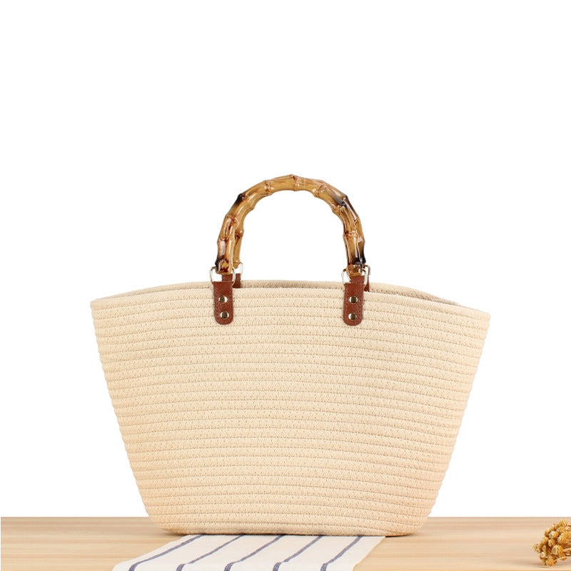 Elegant basket bag with bamboo handles Bowlift