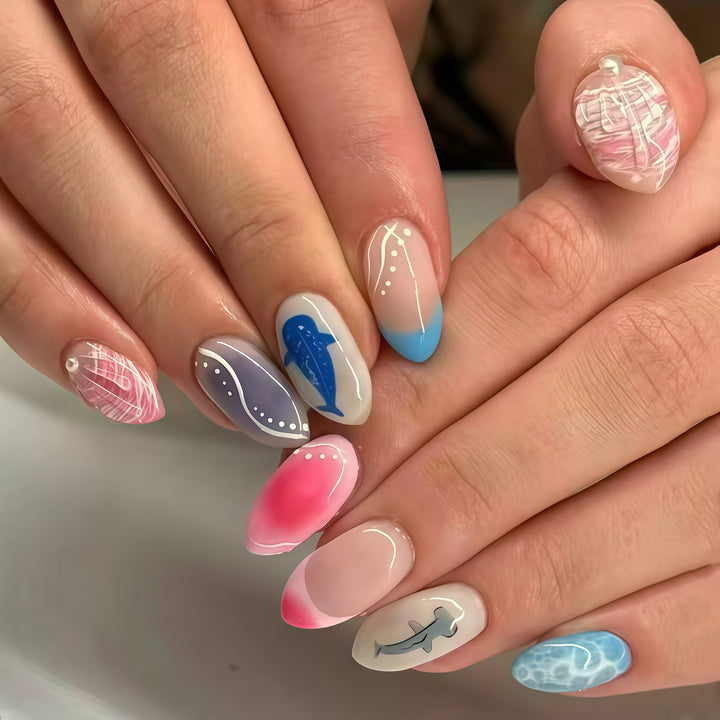 Creative Ocean-Themed Nail Art Bowlift