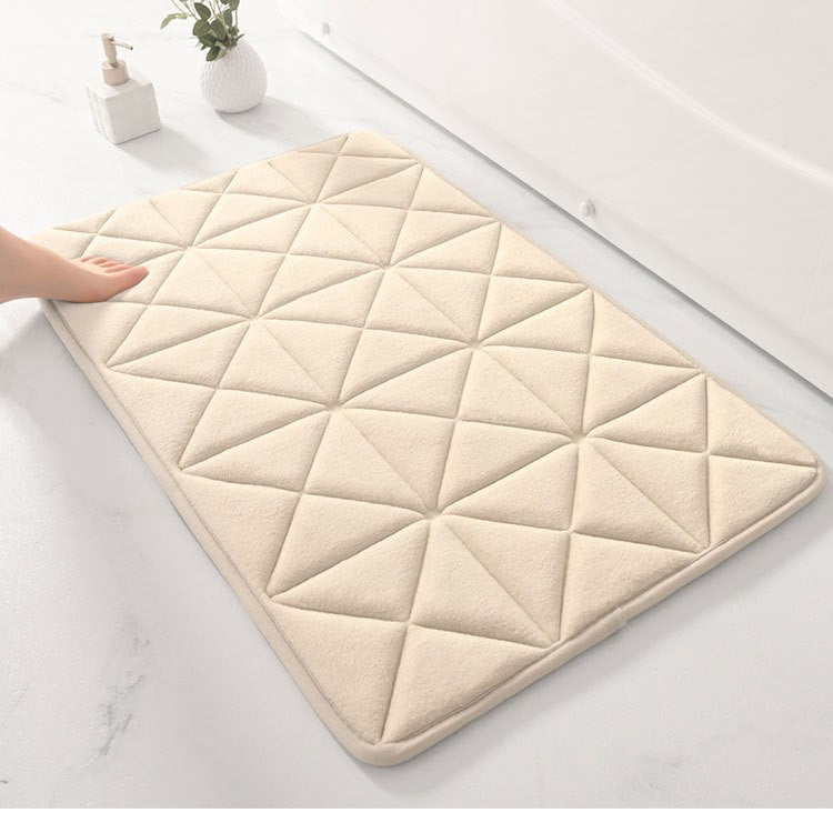 Diamond-Quilted Ultra-Soft Bath Mat