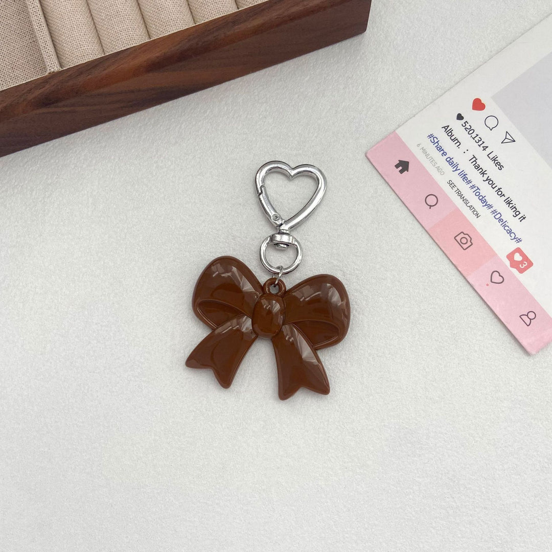 Elegant Bow-Shaped Keychain Bowlift