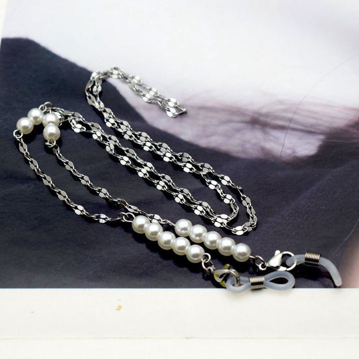 Decorative Pearl-Linked Eyewear Chain Bowlift