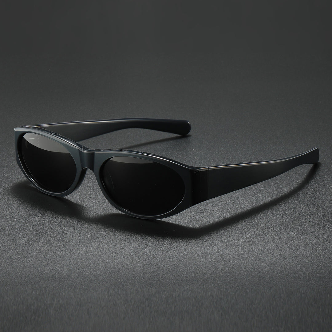 Ladies elegant fashionable sunglasses with lightweight frame Bowlift