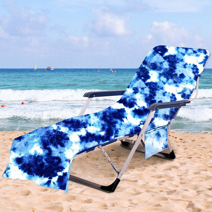 Sporty towel with creative striped pattern Bowlift