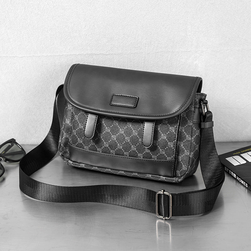 Stylish shoulder bag with multiple compartments Bowlift