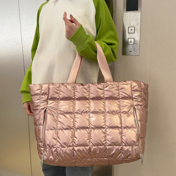 Elegant and Multifunctional Puffer Bag Bowlift