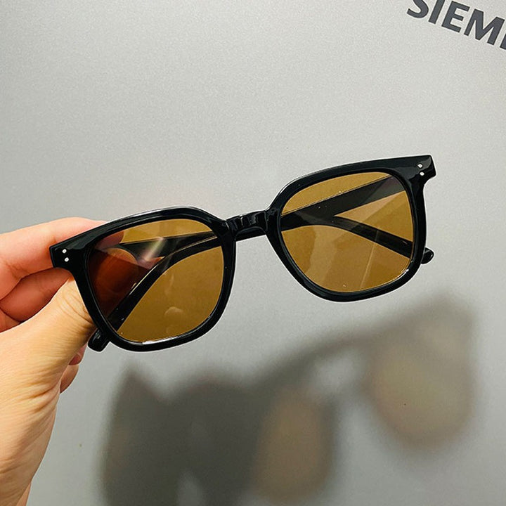 Women Cat-Eye Sunglasses with Modern Frame and UV Protection Bowlift