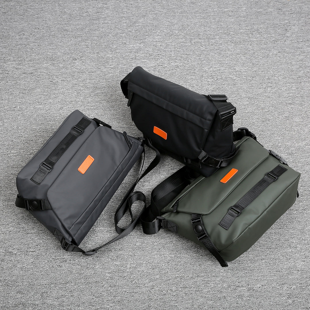 Waterproof Messenger Bag Bowlift