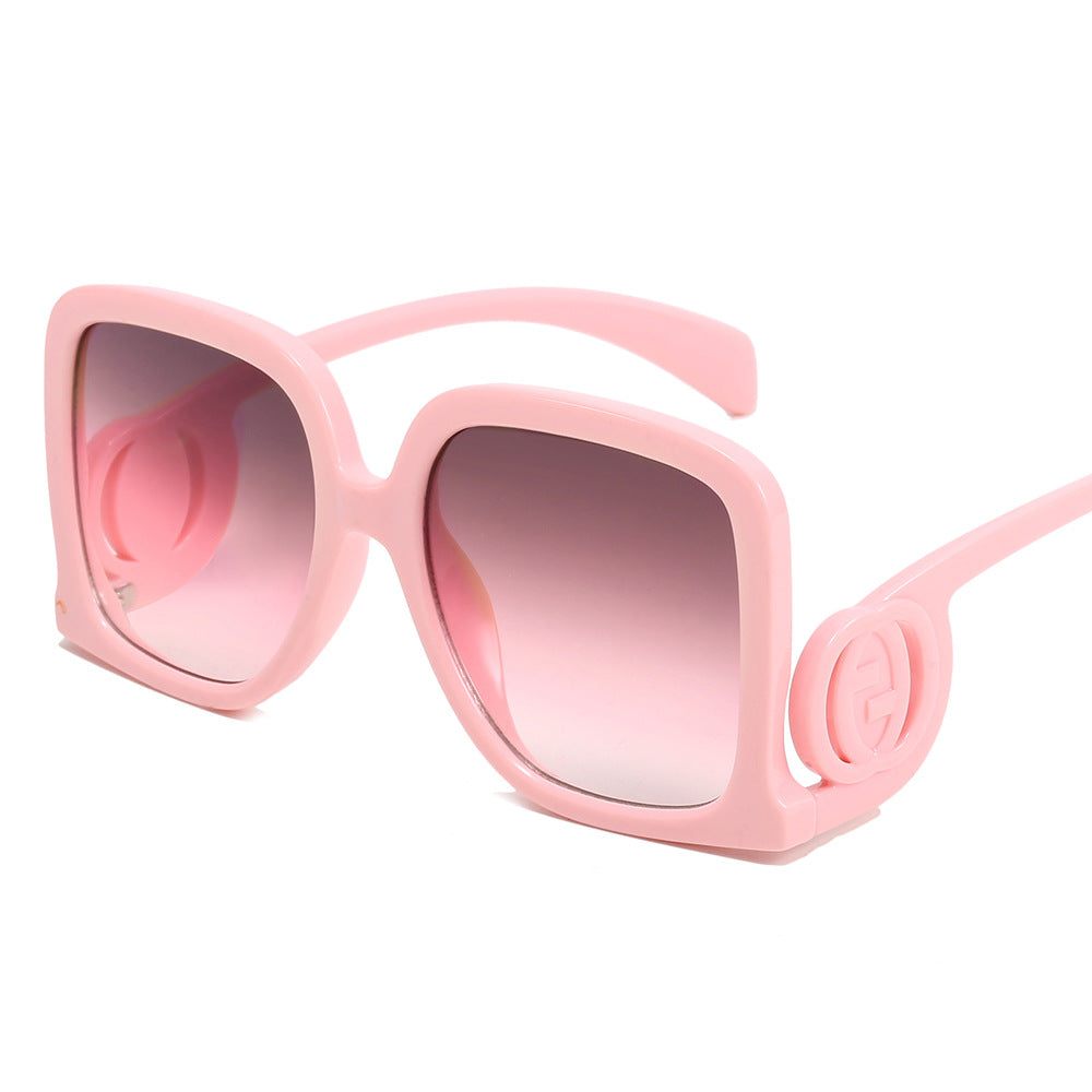 Women's sunglasses in elegant square design Bowlift