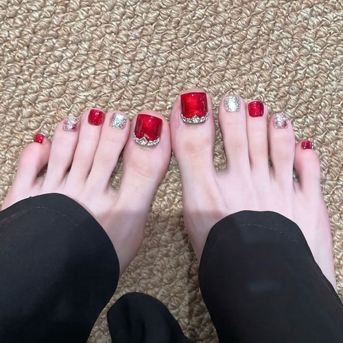 Glamorous Press-On Nail Set with Sparkling Rhinestone Accents Bowlift