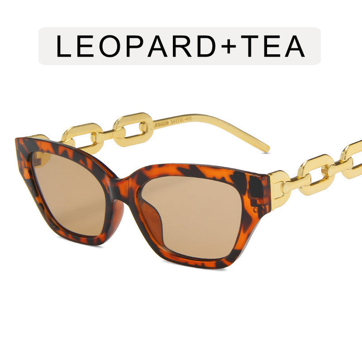 Chic Cat-Eye Sunglasses with Statement Chain Bowlift