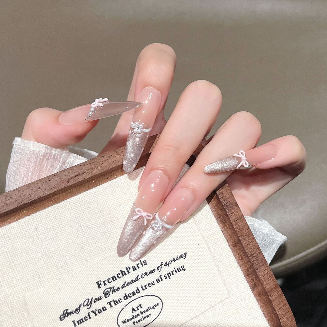 Elegant Extended Stiletto Press-On Nail Set Bowlift