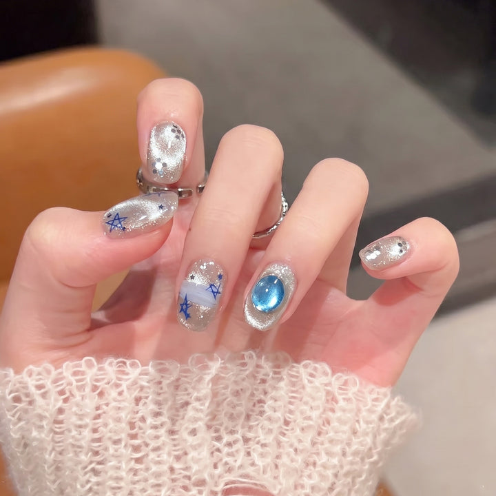 Celestial-Inspired Press-On Nail Set Bowlift