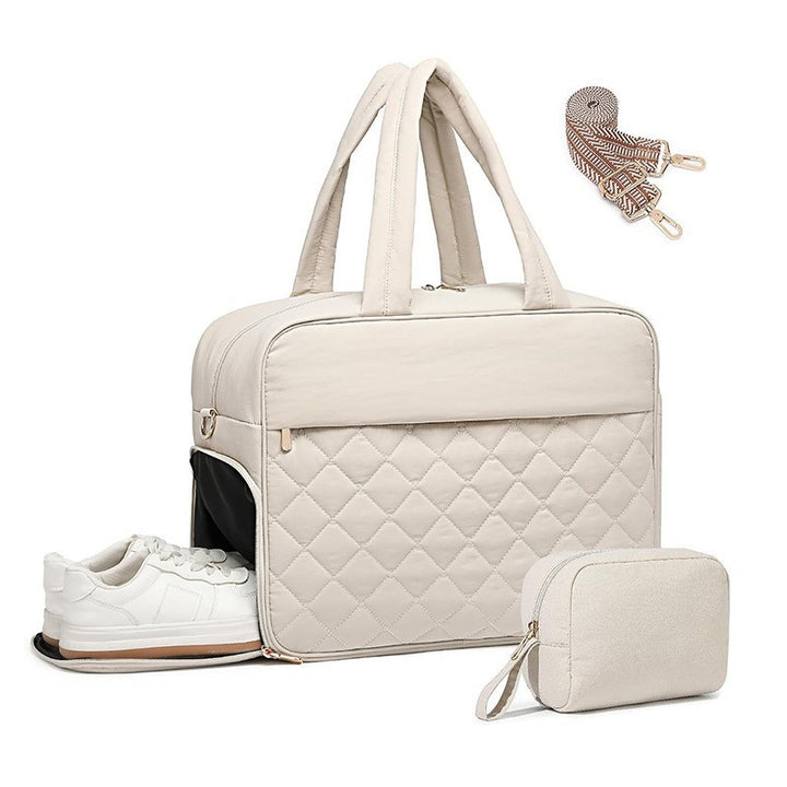 Multifunctional sports and travel bag with separate shoe and cosmetic pouch Bowlift